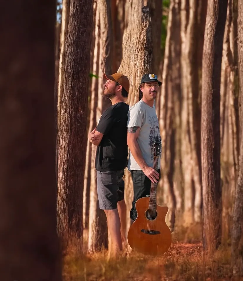 Wood & Folks